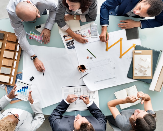 curated lifestyle 2tik6oi8xoi unsplash