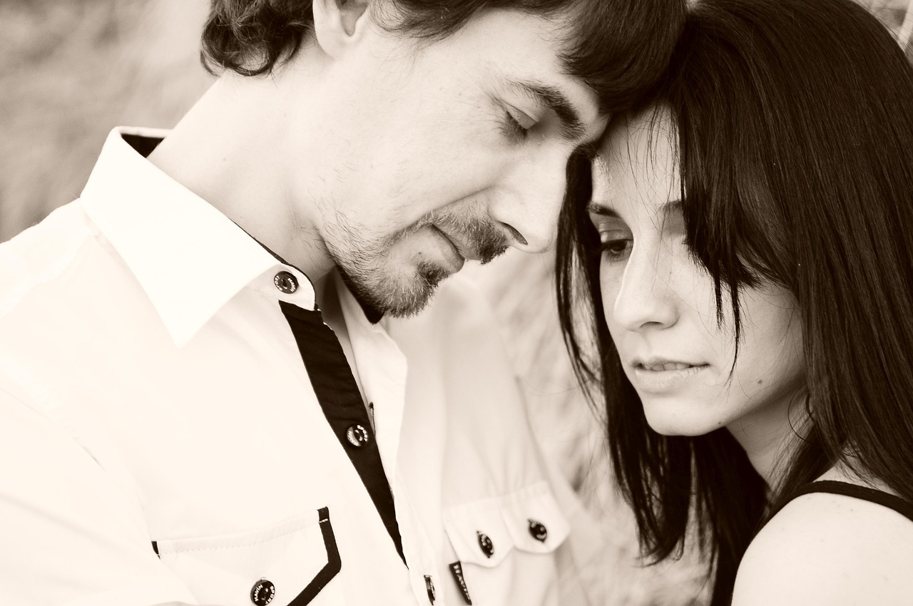 barbatul varsator in pat